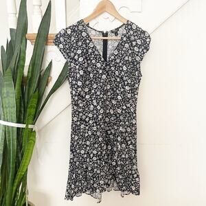 J. Crew Mercantile Faux Wrap Navy Floral Ruffle Mini Dress Size 2
